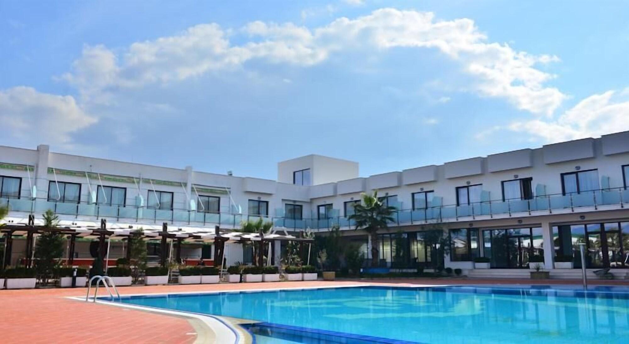 Te Stela Resort & Spa Tirana Zewnętrze zdjęcie